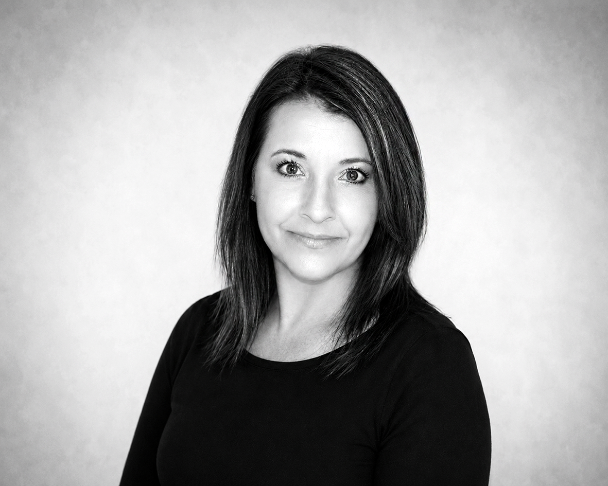 Nadine_B&W_PNG